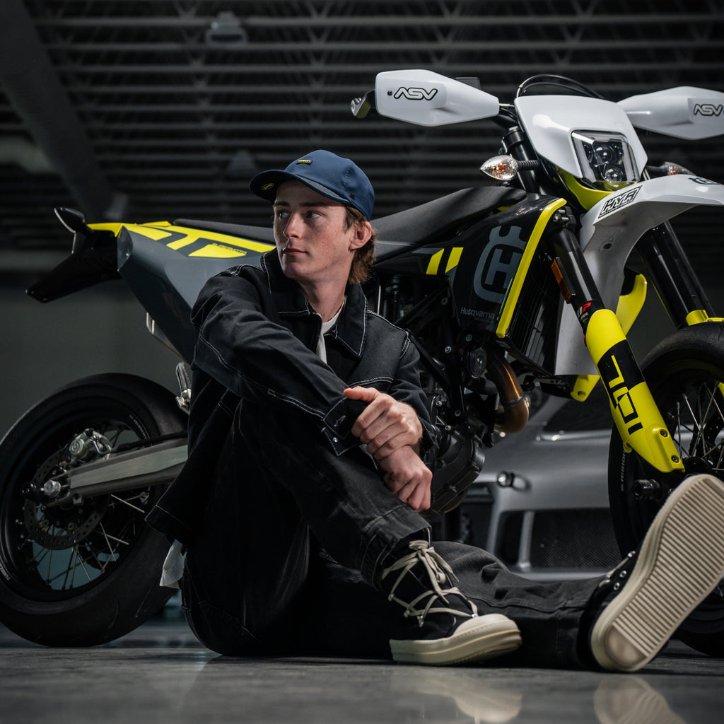 The Legend MPH Hydro - Black Iris / Black #018IW